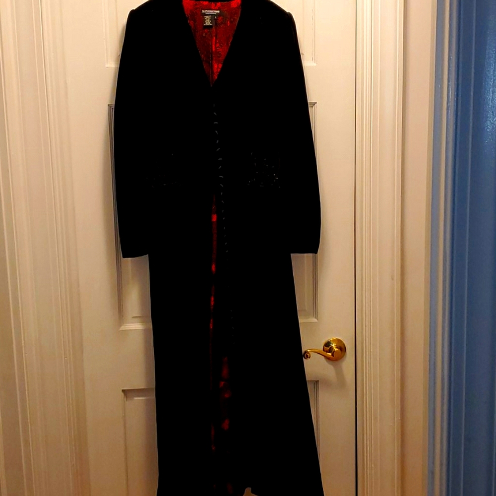 Long velvet black evening coat